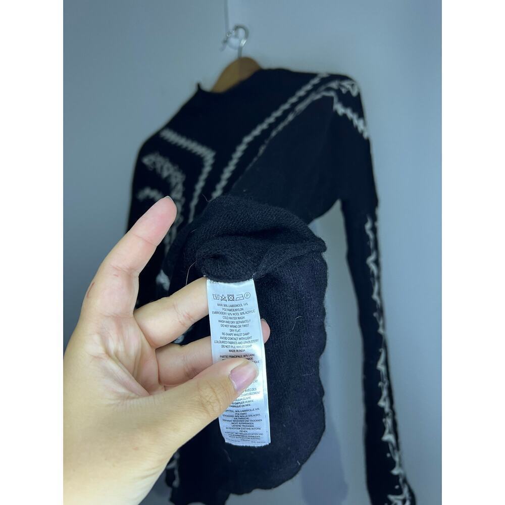 FRENCH CONNECTION Ella Embroidered Pattern sweater, black and white - Picture 8 of 8